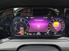 VW Golf Style eHybrid DSG in Deep Black Perl.