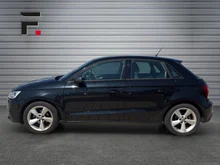 Thumbnail-Foto von Fahrzeug