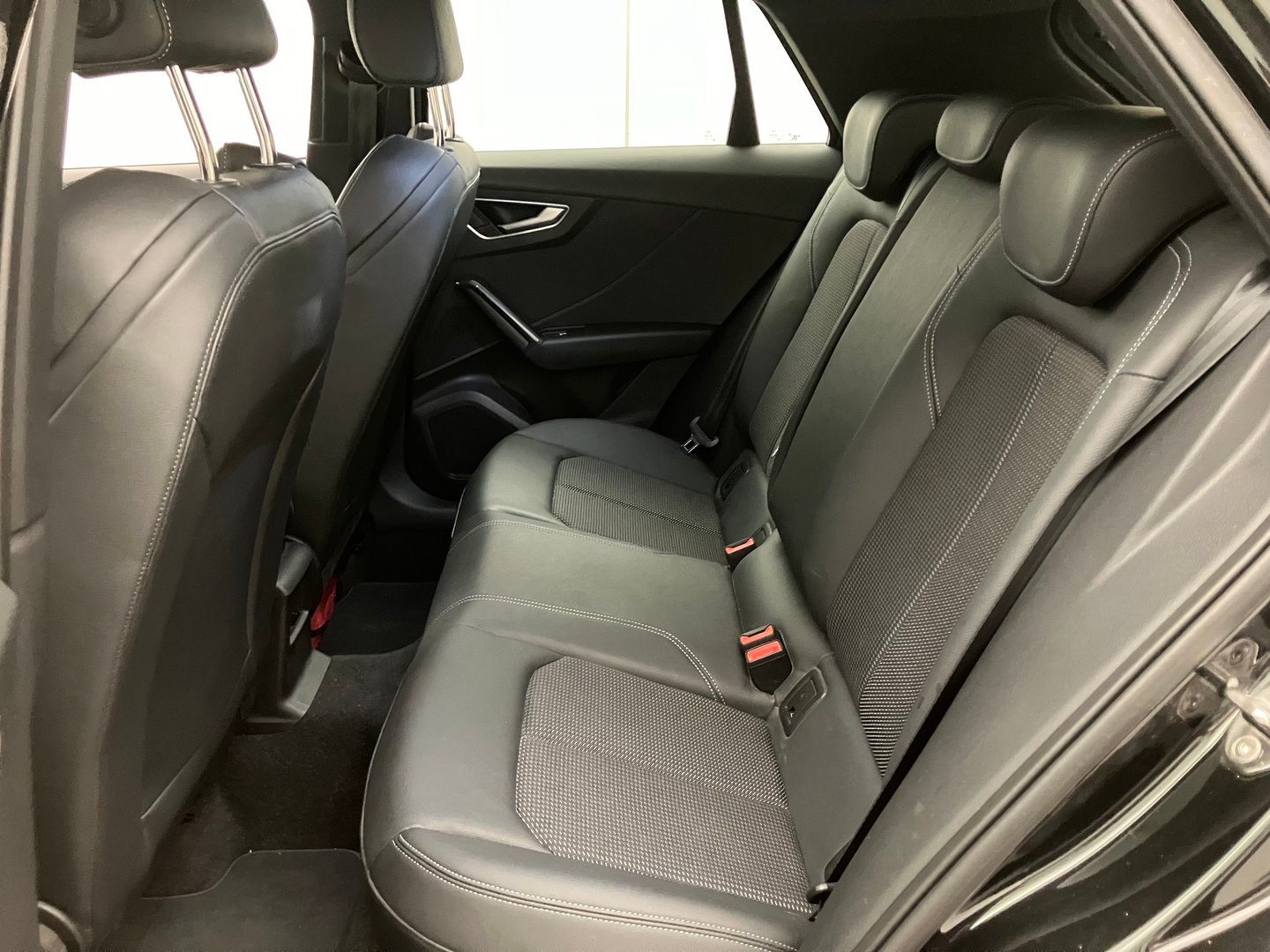Audi Q2 35 TDI quattro S line | Bild 26 von 30