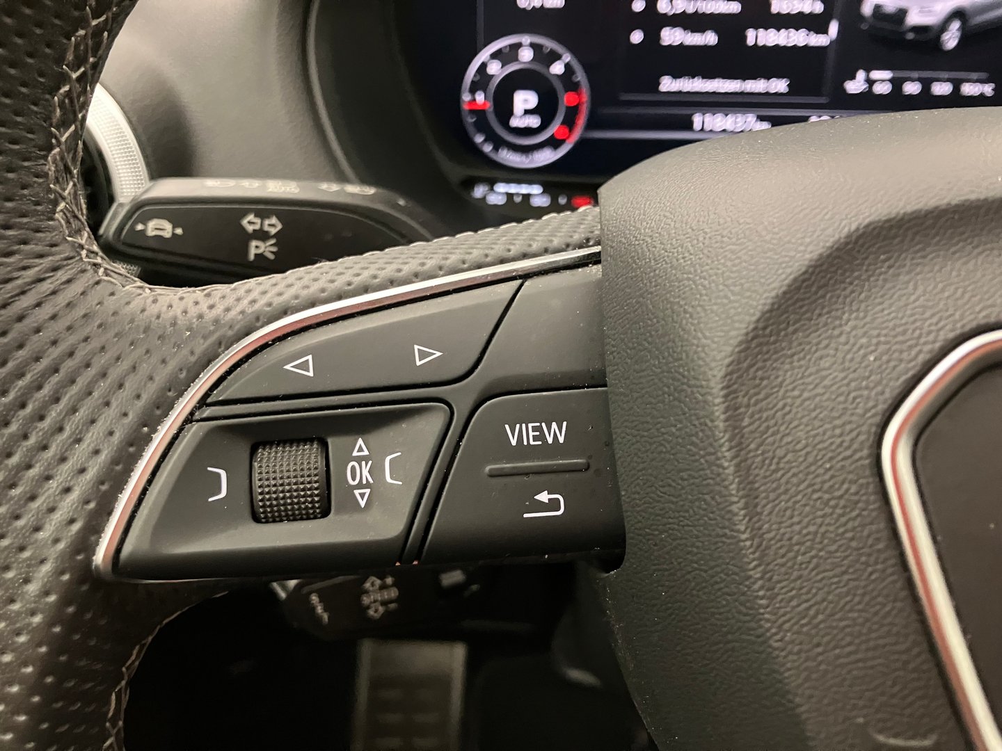 Audi Q2 35 TDI quattro S line | Bild 15 von 30