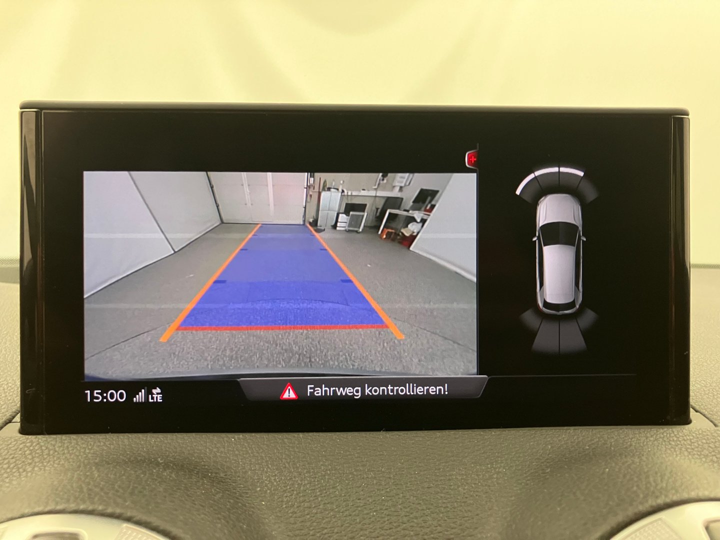 Audi Q2 35 TDI quattro S line | Bild 18 von 30