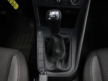 VW Polo 4Me in Deep Black Perleffekt