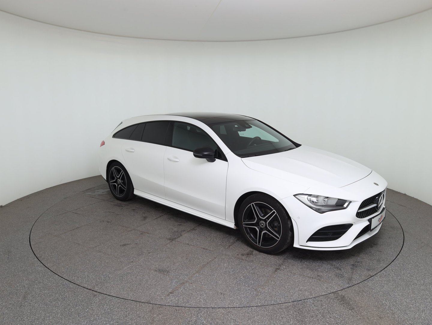 Mercedes CLA 220 d Shooting Brake Aut. | Bild 3 von 38