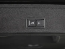 Audi A4 Avant 35 TFSI advanced in MYTHOSSCHWARZ METALLIC