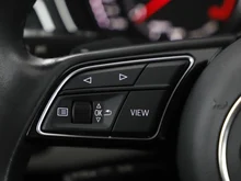 Audi A4 Avant 35 TFSI advanced in MYTHOSSCHWARZ METALLIC