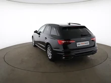 Audi A4 Avant 35 TFSI advanced in MYTHOSSCHWARZ METALLIC