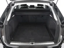 Audi A4 Avant 35 TFSI advanced in MYTHOSSCHWARZ METALLIC