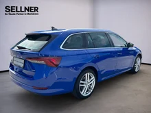 Škoda Octavia Combi 4x4 Style TDI DSG in Energy-Blau