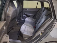 VW Golf Variant Sport mHeV DSG in Delfingrau Metallic