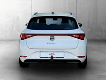 SEAT Leon SP Kombi Style 2.0 TDI DSG in "CANDY" WEISS