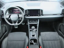 Škoda Karoq Sportline TDI DSG in Graphit-Grau Metallic