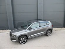 Škoda Karoq Sportline TDI DSG in Graphit-Grau Metallic