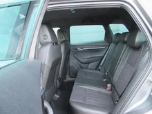 Škoda Karoq Sportline TDI DSG in Graphit-Grau Metallic