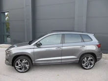 Škoda Karoq Sportline TDI DSG in Graphit-Grau Metallic