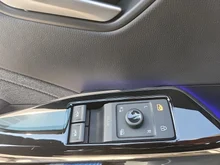 VW ID.3 Pro  Perf. 170 kW Business in Dark Olivine Green Metallic