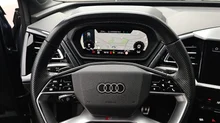 Audi Q4 e-tron 50 e-tron quattro in Geysirblau metaliic