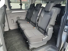 VW Caravelle Edition LR eHybrid 171 kW in Light Grey Metallic