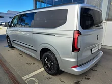 VW Caravelle Edition LR eHybrid 171 kW in Light Grey Metallic