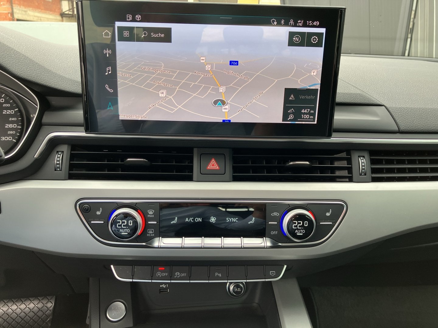 Audi A4 Avant 35 TFSI advanced | Bild 10 von 17