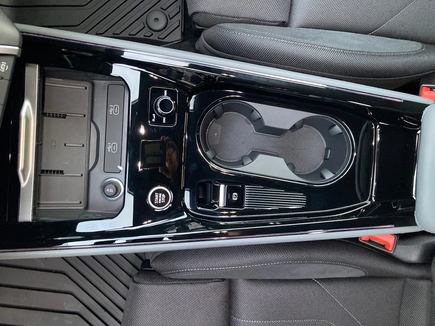 Bild eines Audi Q3 e-hybrid 200 kW