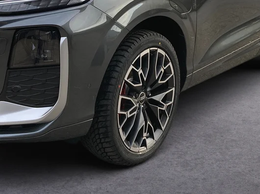 Bild eines Audi Q3 e-hybrid 200 kW