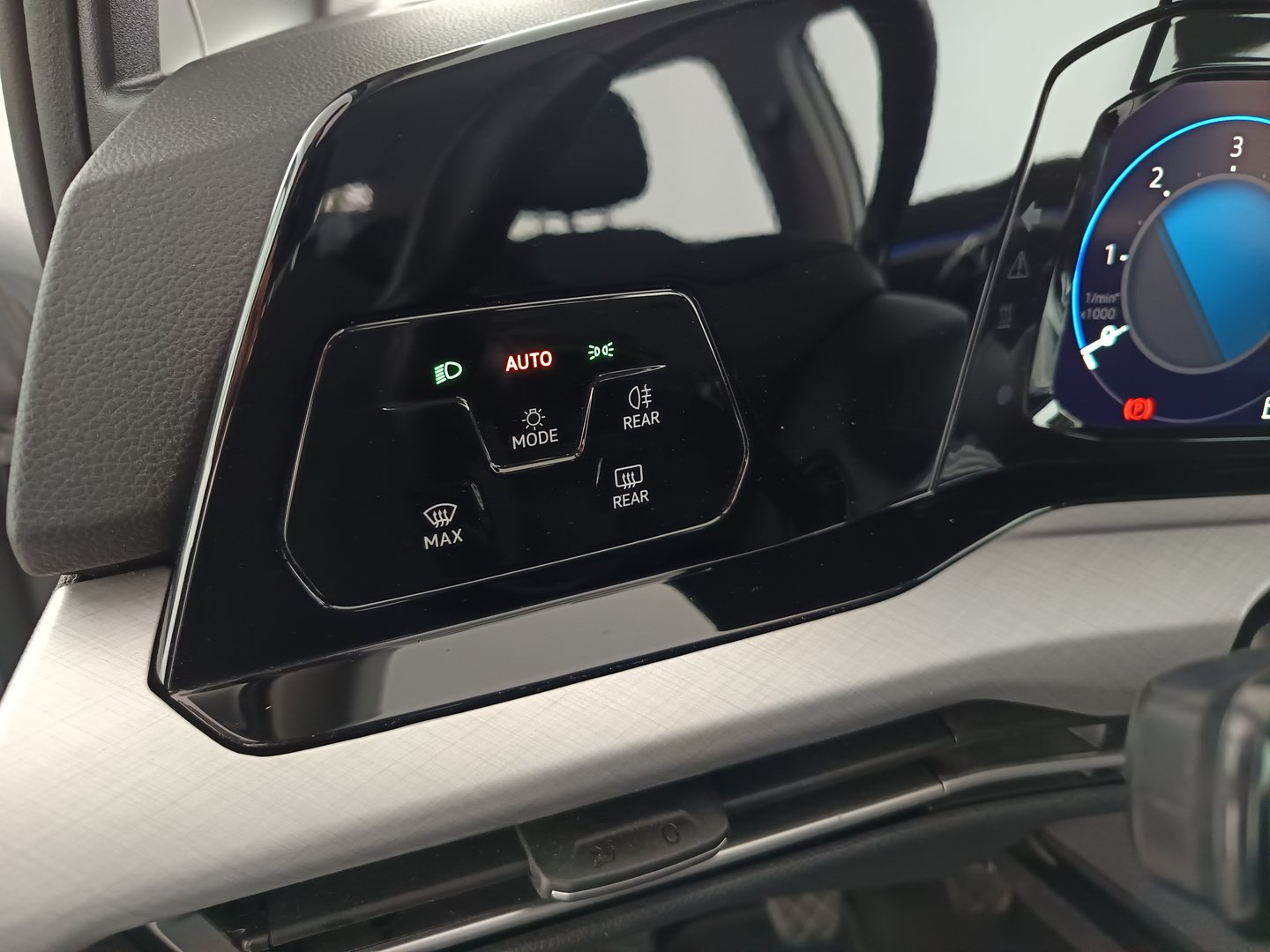 VW Golf Life TDI | Bild 12 von 31
