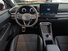 VW T-Roc R-Line eTSI DSG in Wolf Grey Dach Black Uni