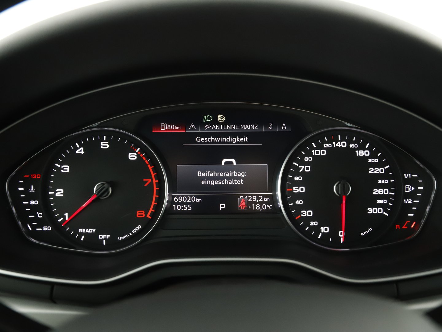 Audi A4 Avant 35 TFSI advanced | Bild 15 von 32