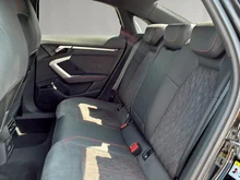 Audi S3 Limousine in Mythosschwarz Metallic