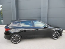 CUPRA Leon 2.0 TDI DSG 150 PS in 0E Mitternachtsschwarz