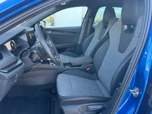 Škoda Octavia Combi Sportline TSI mHEV DSG in Race-Blau Metallic
