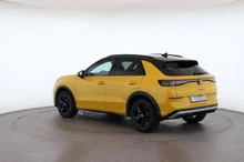 VW T-Roc Style eTSI DSG in Canary Yellow Dach Black Uni