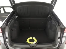 CUPRA Tavascan 210kW/286PS in Dark Void