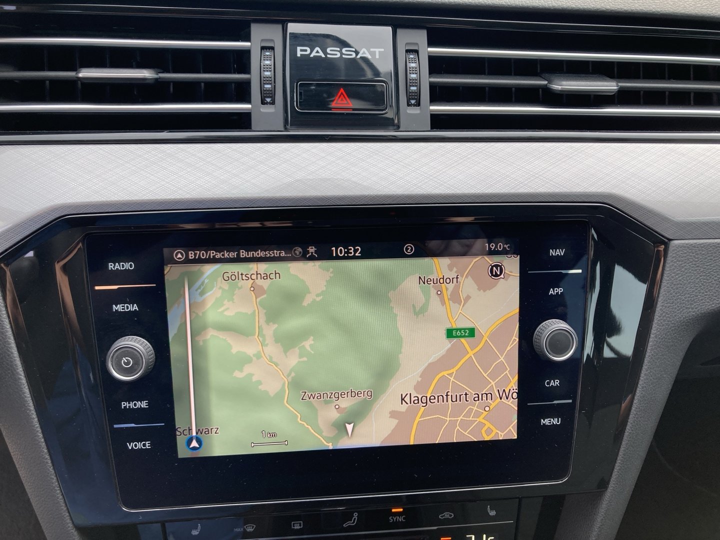 VW Passat Variant Business TDI DSG | Bild 11 von 19