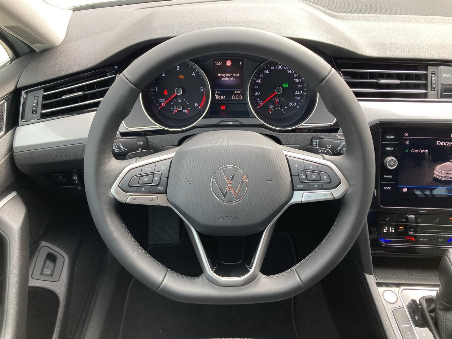 VW Passat Variant Business TDI DSG | Bild 7 von 19