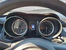 Suzuki Swift 1,2 Hybrid DualJet Allgrip Shine in Pure White Pearl