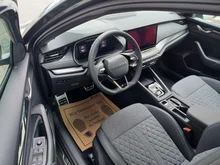 Škoda Octavia Combi Sportline TDI DSG in Graphit-Grau Metallic