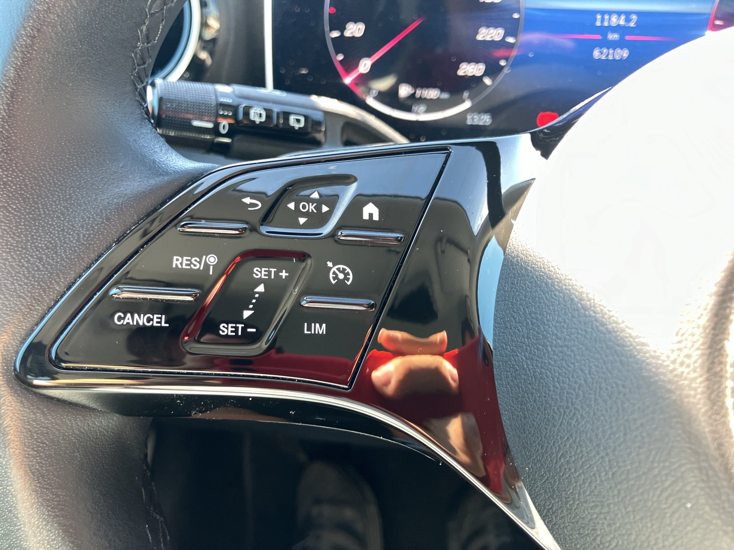 Mercedes C 220d T 4Matic  Aut. | Bild 13 von 25
