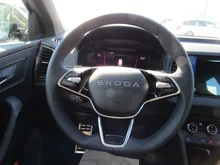 Škoda Karoq Sportline TSI DSG ACT in Smokey Diamond-Silber Metallic