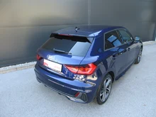 Audi A1 Sportback 25 TFSI S line in 2D Navarrablau Metallic