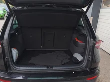 Škoda Karoq Style TDI DSG in Black-Magic Perleff.
