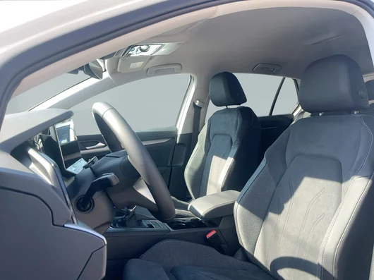 Bild eines VW Golf Rabbit TSI