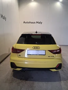 Thumbnail-Foto von Fahrzeug