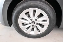 Thumbnail-Foto von Fahrzeug