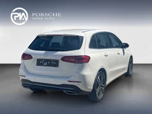 Mercedes B 180 d in weiss - normal