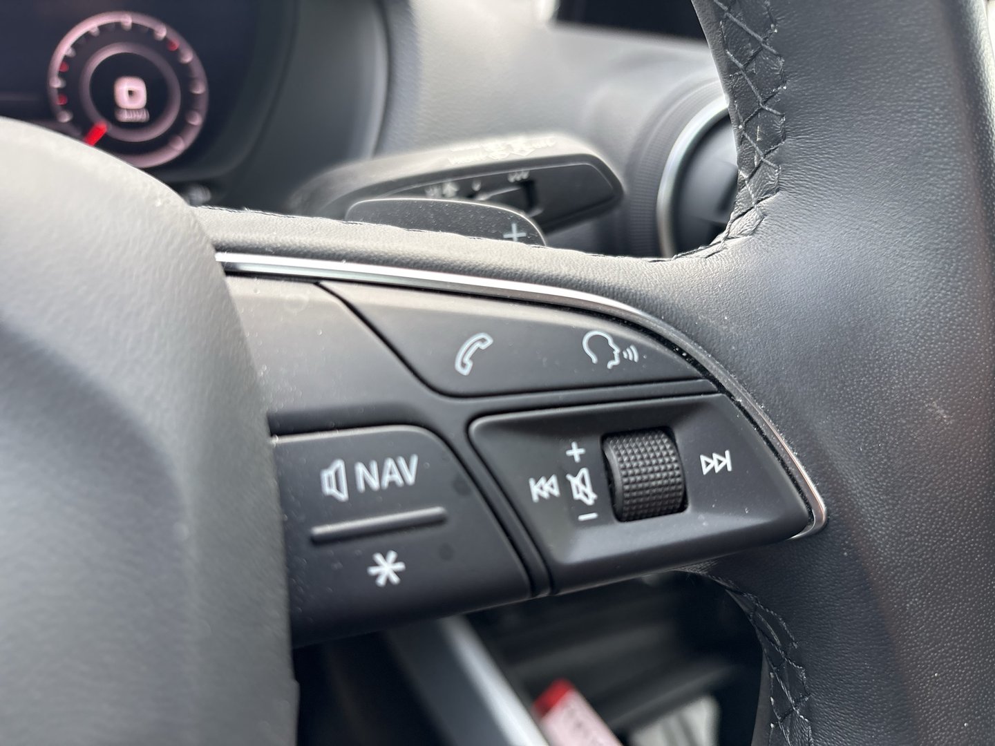 Audi Q2 35 TDI | Bild 12 von 22