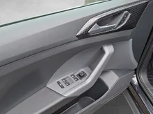 VW T-Cross Style TDI in Deep Black Perleffekt