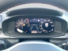 CUPRA Terramar 1.5 e-TSI 150 PS DSG in Fjord-Blau