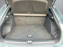 CUPRA Terramar 1.5 e-TSI 150 PS DSG in Fjord-Blau