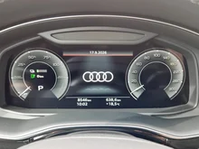 Audi Q7 60 TFSI e quattro 360 kW in daytonagrau perleffekt